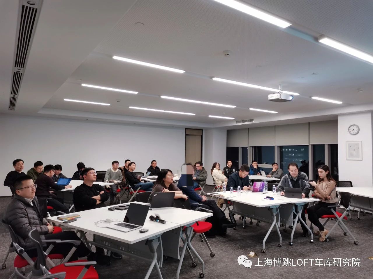 承德杭州LOFT车库专题会